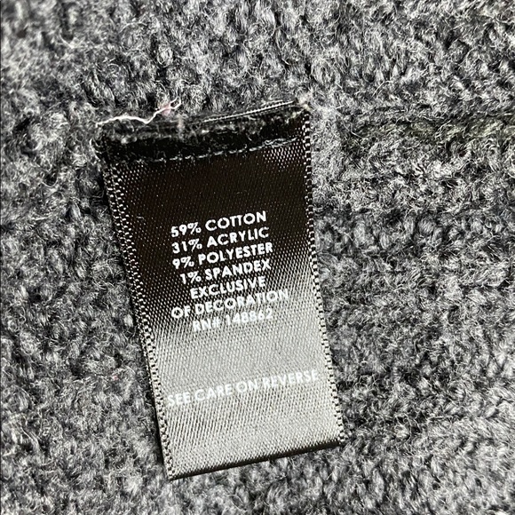 Torrid Grey Skull, Rose & Heart Embroidered Knit Full-Zip Sweater Hoodie 3X - Picture 6 of 7